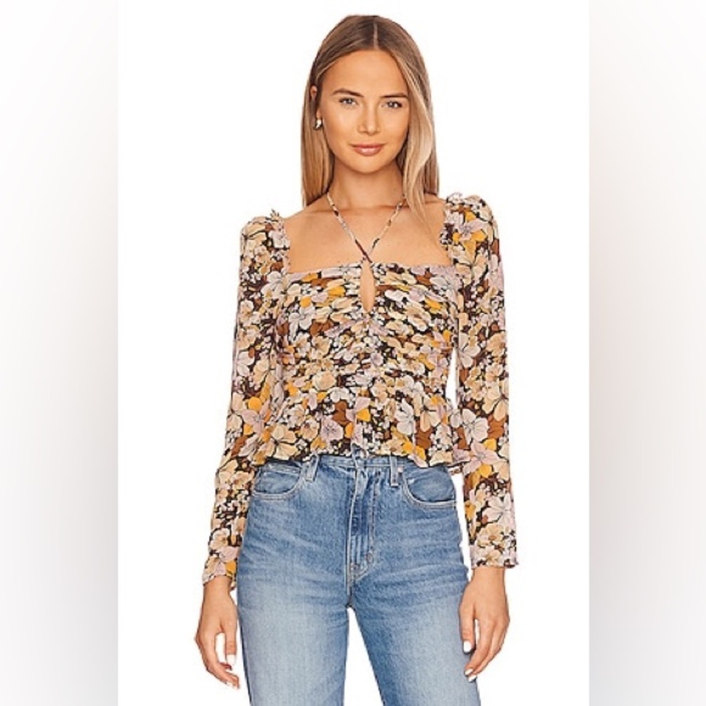Toni Top in Brown & Yellow Floral
ASTR THE LABEL XS - Picture 5 of 9